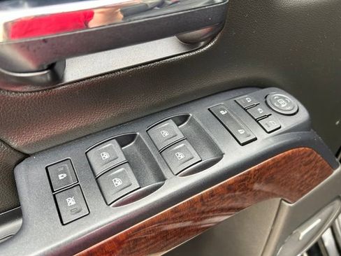 Used 2018 GMC Sierra 1500 SLT AWD/4WD image 30