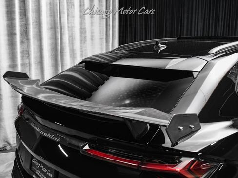 Used 2020 Lamborghini Urus image 44