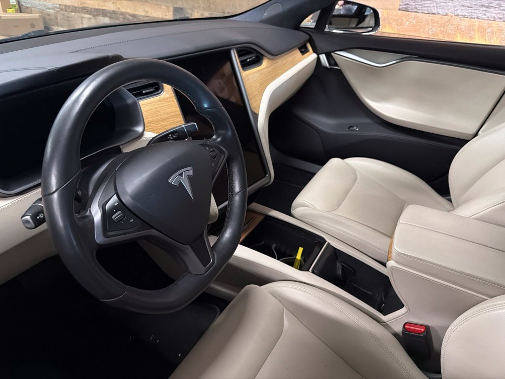 Used 2020 Tesla Model S Long Range Plus AWD/4WD image 9