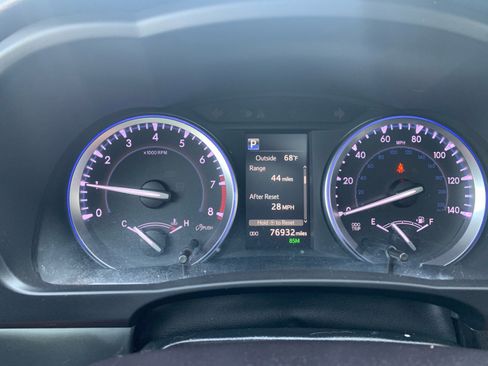 Used 2017 Toyota Highlander XLE image 21