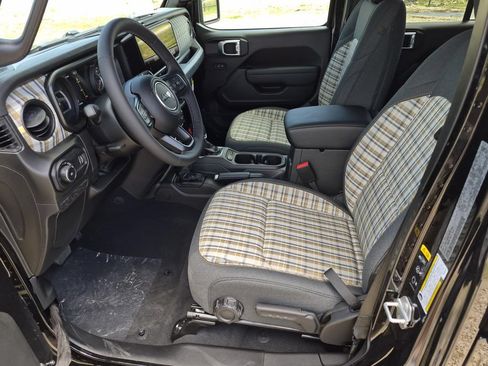 New 2026 Jeep Wrangler Unlimited Sport AWD/4WD image 12