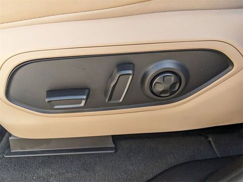 New 2025 Jeep Grand Cherokee Limited image 8