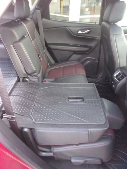 Used 2025 Chevrolet Blazer RS w/ Driver Confidence II Package AWD/4WD image 36