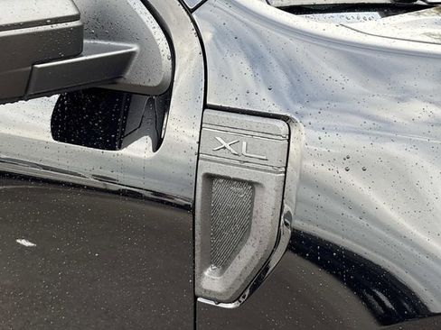 New 2026 Ford Maverick XL image 10