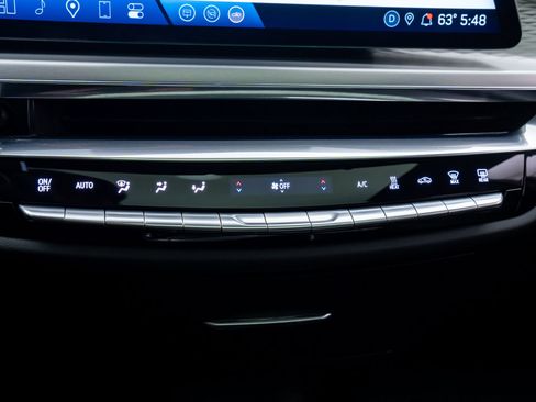 Certified 2024 Cadillac Lyriq Luxury w/ LPO, Floor Liner Package image 31