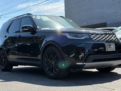 Certified 2025 Land Rover Discovery S AWD/4WD image 7