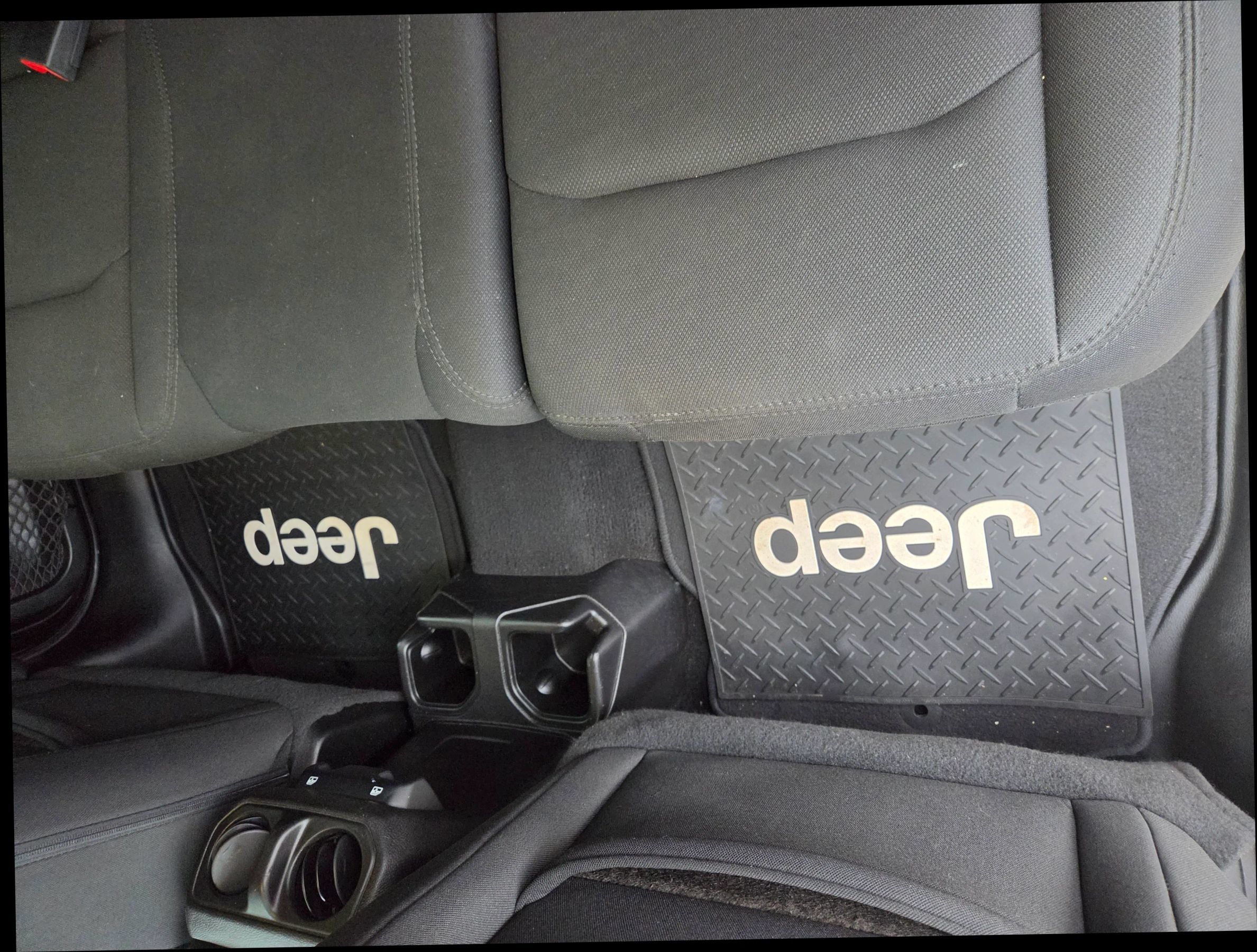 Used 2019 Jeep Wrangler Unlimited Sport S AWD/4WD image 21
