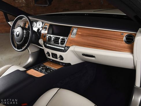 Certified 2020 Rolls-Royce Dawn image 14