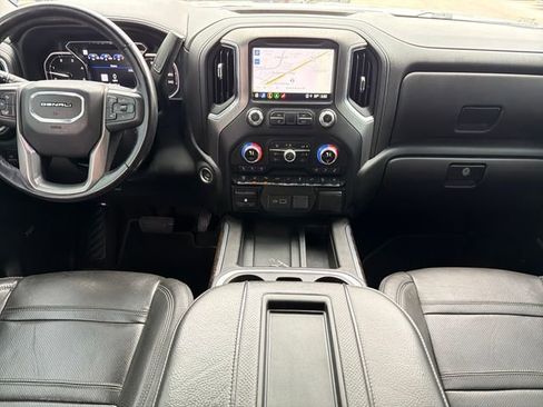 Used 2022 GMC Sierra 2500 Denali w/ Denali Ultimate Package AWD/4WD image 9