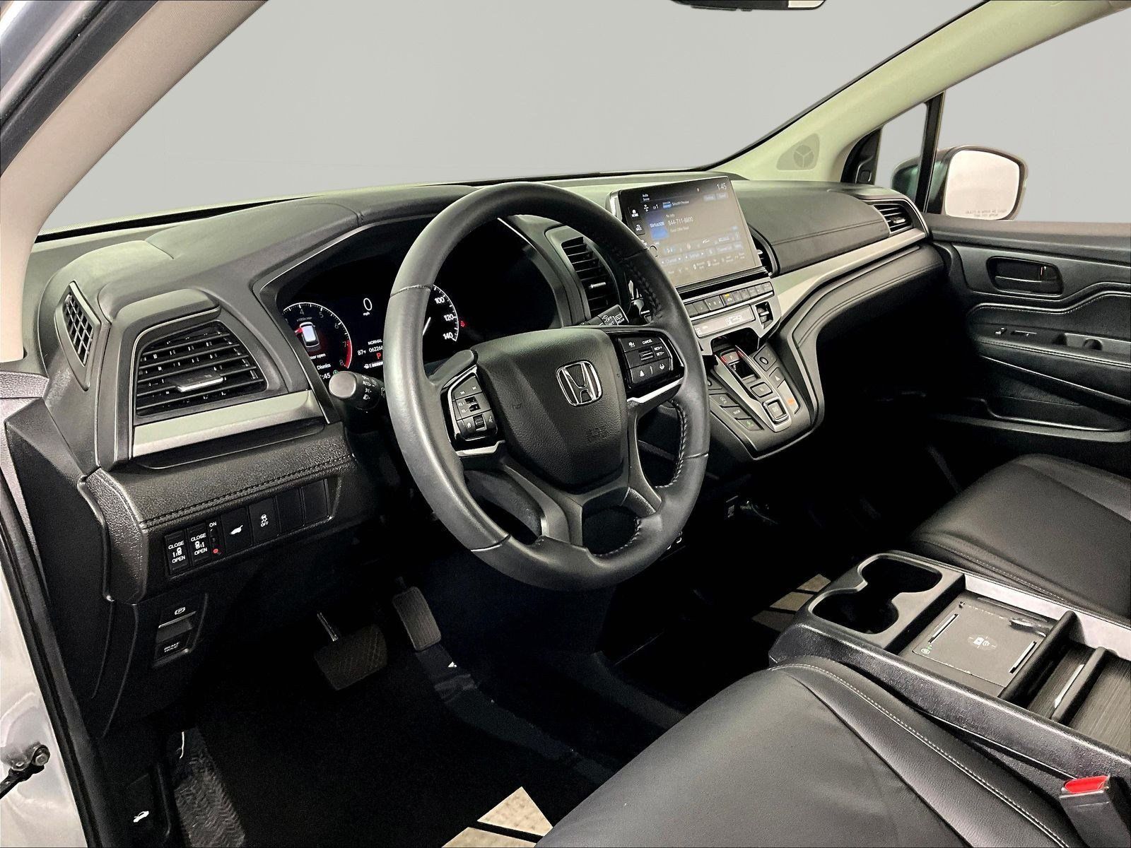 Used 2025 Honda Odyssey EX-L image 17