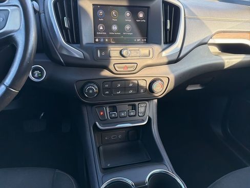 Used 2018 GMC Terrain SLE image 15