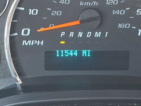 Used 2024 Chevrolet Express 2500 w/ Driver Convenience Package RWD image 17