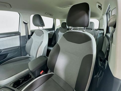 Used 2024 Volkswagen Taos S image 19