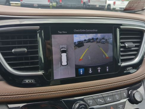 Used 2019 Chrysler Pacifica Limited w/ Advanced Safetytec Group FWD image 15