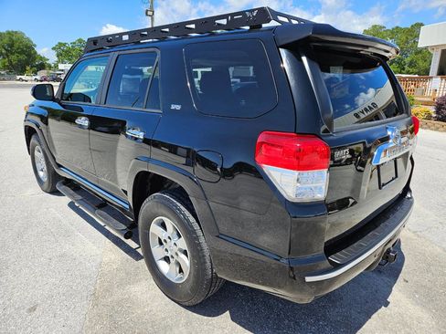 Used 2013 Toyota 4Runner SR5 w/ Convenience Pkg AWD/4WD image 4