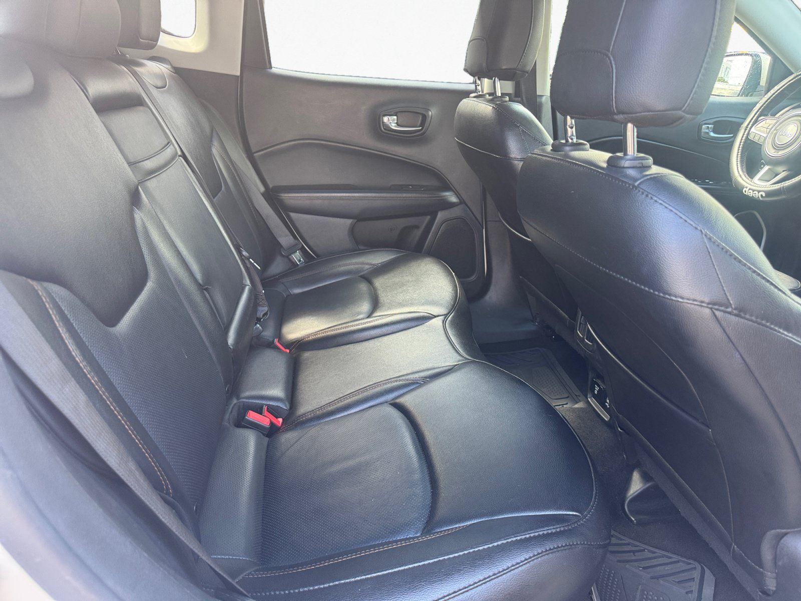 Used 2020 Jeep Compass Limited FWD image 12