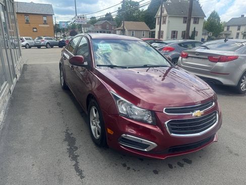 Used 2016 Chevrolet Cruze LT FWD image 6