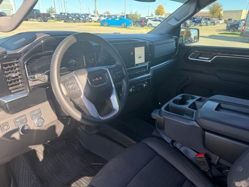 Used 2023 GMC Sierra 1500 Elevation w/ X31 Off-Road Package image 11