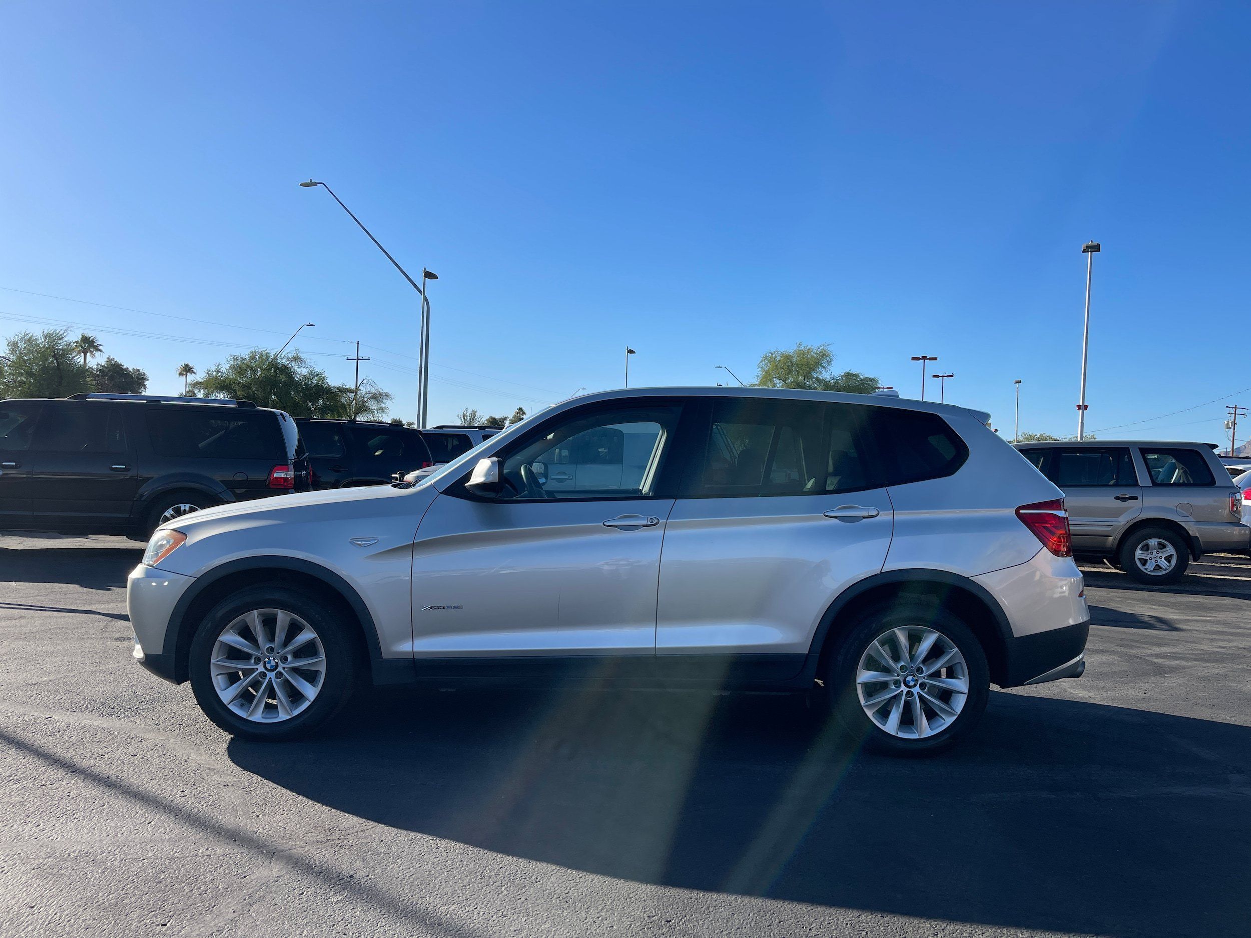 Used 2013 BMW X3 xDrive28i AWD/4WD image 2