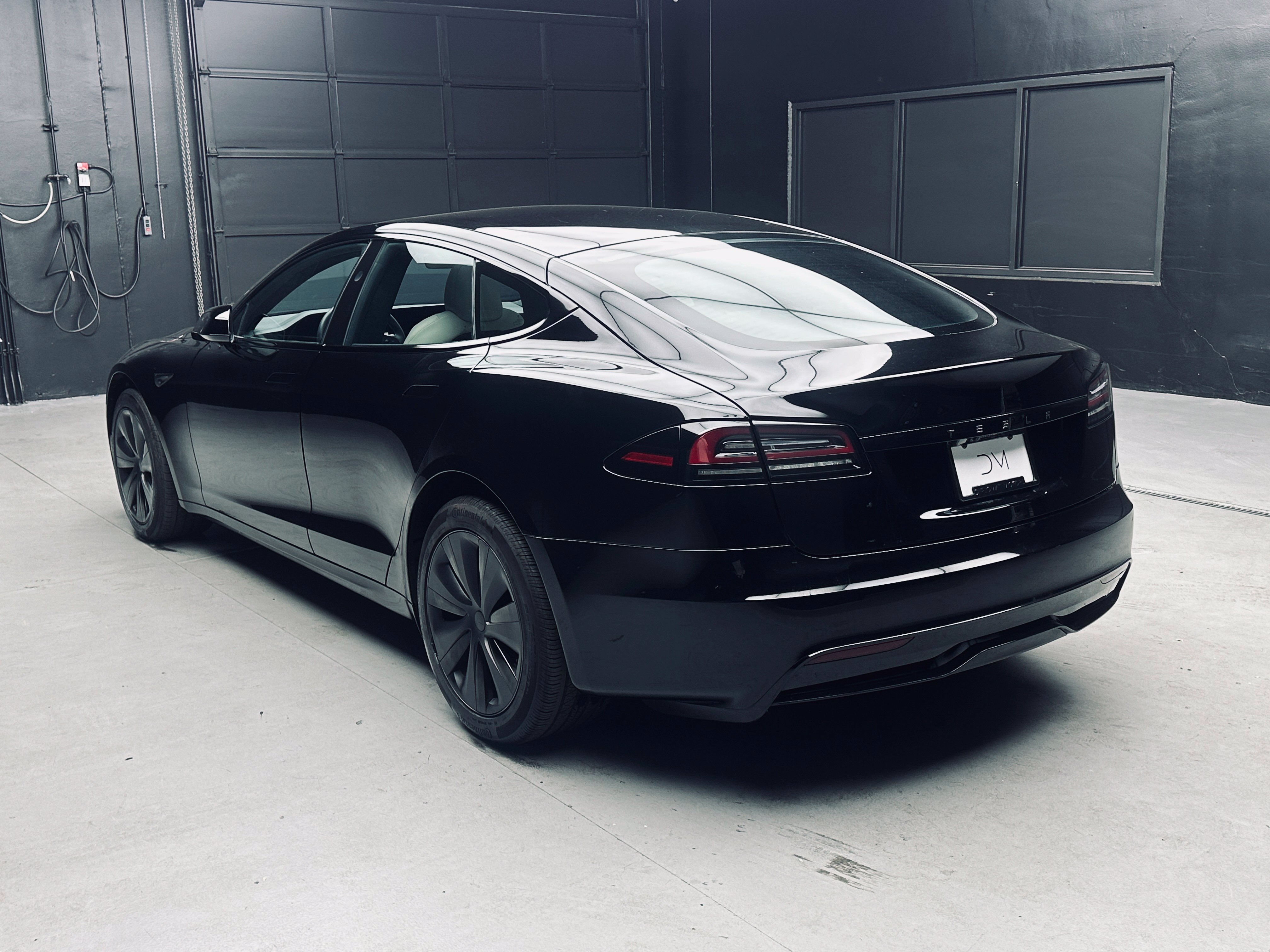 Used 2024 Tesla Model S AWD/4WD image 5