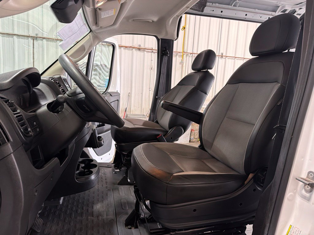Used 2025 RAM ProMaster 2500 w/ Convenience Group FWD image 10