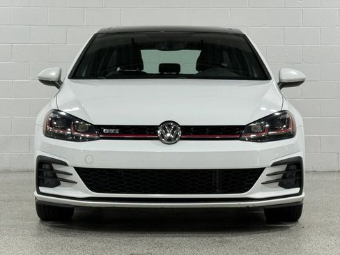 Used 2018 Volkswagen GTI SE w/ SE Leather Package FWD image 3