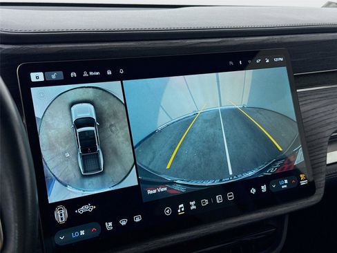 Used 2022 Rivian R1T Adventure image 10