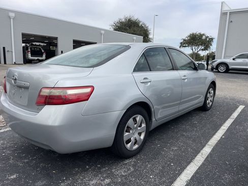 Used 2007 Toyota Camry LE image 3
