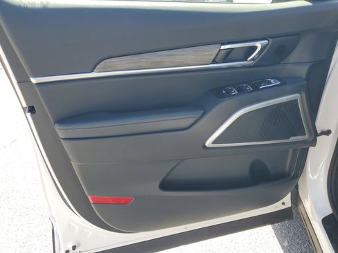 Used 2021 Kia Telluride EX w/ EX Premium Package image 15