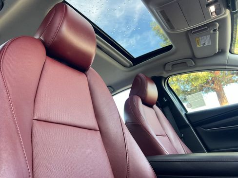 Used 2024 MAZDA MAZDA3 s image 16