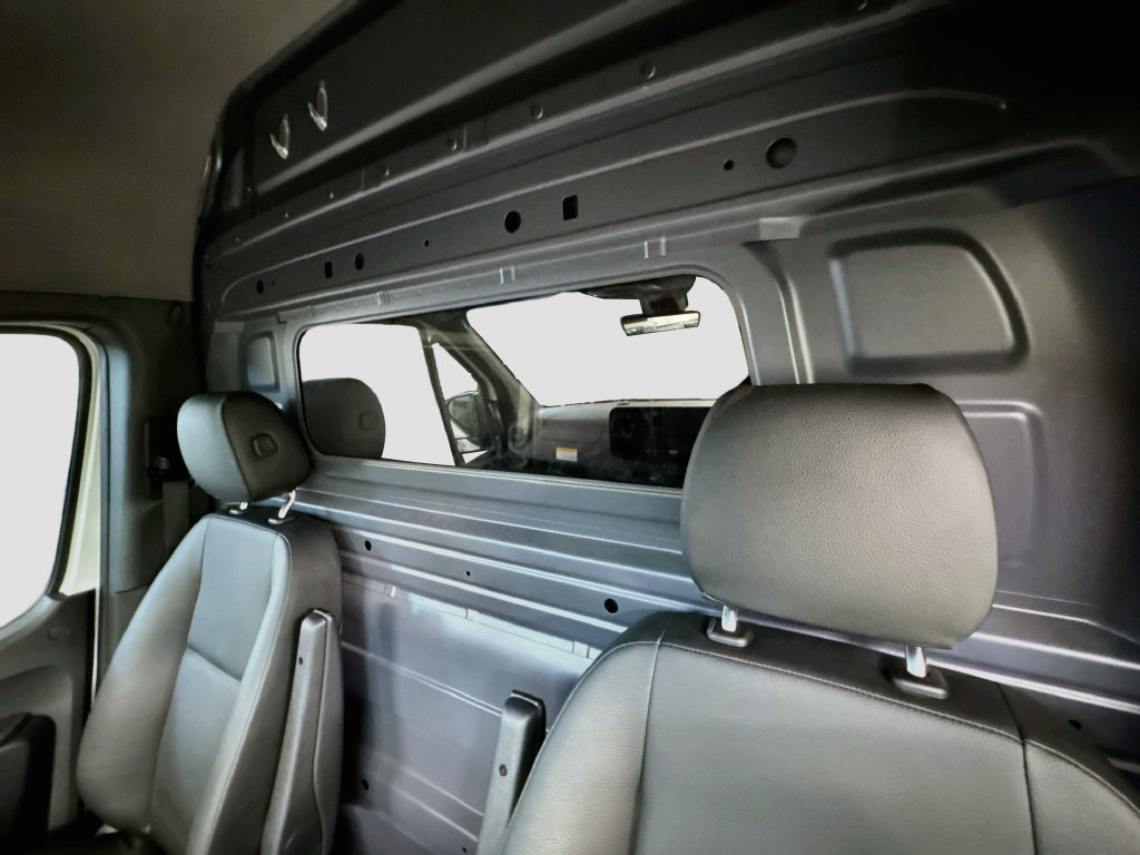 Used 2023 Mercedes-Benz Sprinter 2500 image 28
