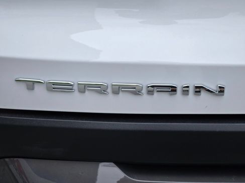 Used 2026 GMC Terrain Elevation FWD image 37