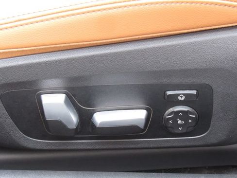 Used 2021 BMW M440i Convertible w/ Premium Package RWD image 16