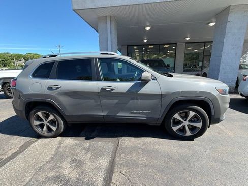 Used 2020 Jeep Cherokee Limited AWD/4WD image 4