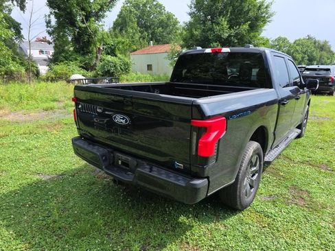 Used 2024 Ford F150 Lightning Flash AWD/4WD image 5