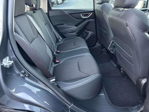 Used 2023 Subaru Forester Premium image 17