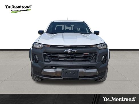 Used 2024 Chevrolet Colorado Trail Boss w/ Technology Package AWD/4WD image 2