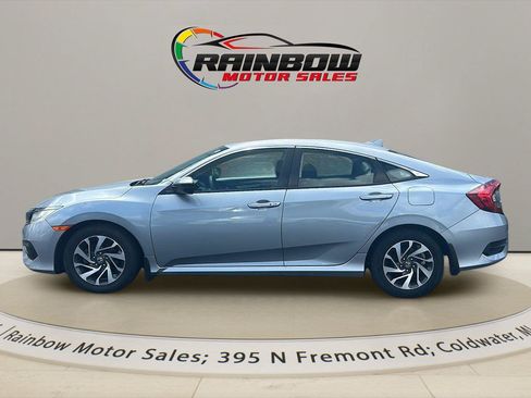 Used 2017 Honda Civic EX image 4