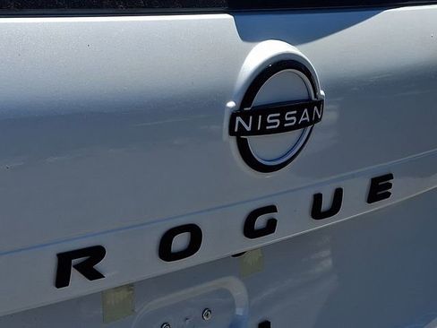 New 2026 Nissan Rogue SV FWD image 21
