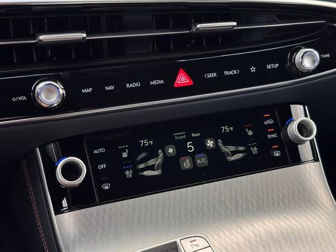 New 2026 Genesis GV70 2.5T Sport Prestige AWD/4WD image 36
