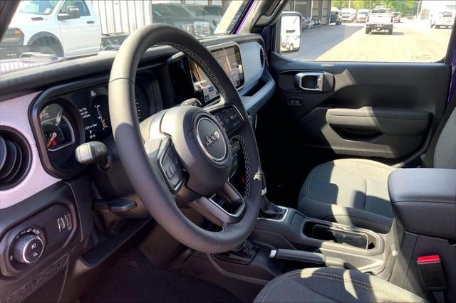 New 2026 Jeep Grand Cherokee Limited w/ Luxury Tech Group II AWD/4WD image 20