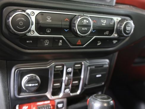 Used 2020 Jeep Wrangler Unlimited Rubicon image 12