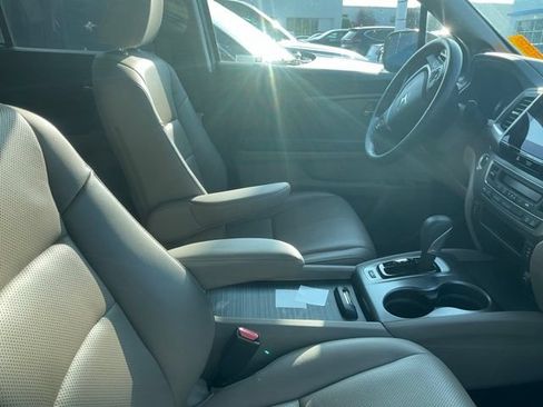 Used 2017 Honda Ridgeline RTL-T image 7