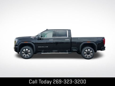 New 2025 GMC Sierra 2500 Denali w/ Denali Reserve Package image 6