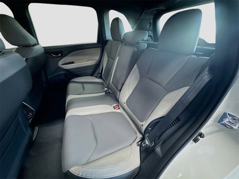 New 2025 Subaru Forester Limited image 24