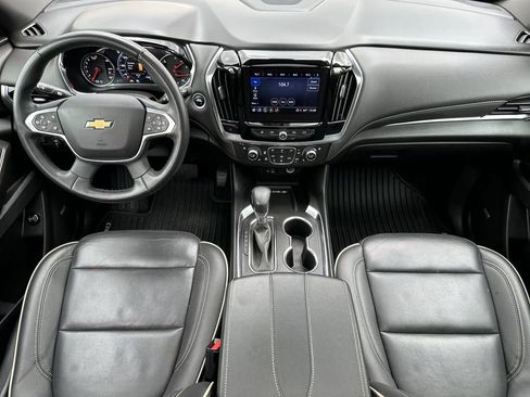 Used 2023 Chevrolet Traverse Premier AWD/4WD image 12