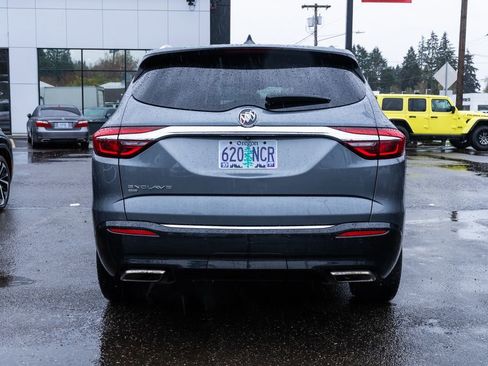 Used 2020 Buick Enclave Premium w/ Sun and Sites Package AWD/4WD image 5