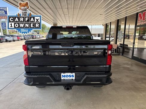 Used 2025 Chevrolet Silverado 1500 Custom Trail Boss w/ Turbomax Blackout Package AWD/4WD image 5