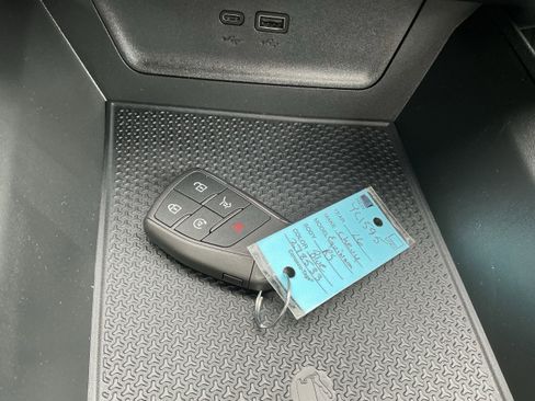 New 2026 Chevrolet Equinox RS w/ LPO, Floor Liner Package image 29