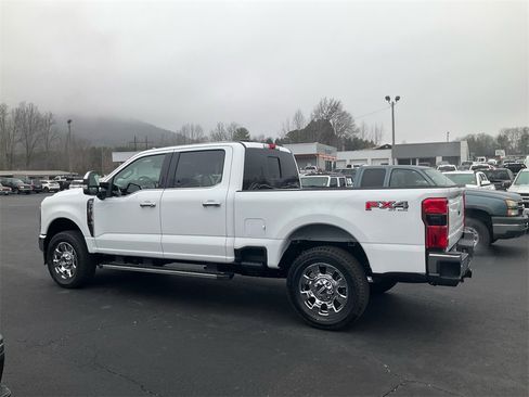 New 2026 Ford F250 Lariat w/ Chrome Package image 8